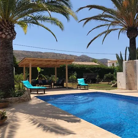 La Siesta Villa